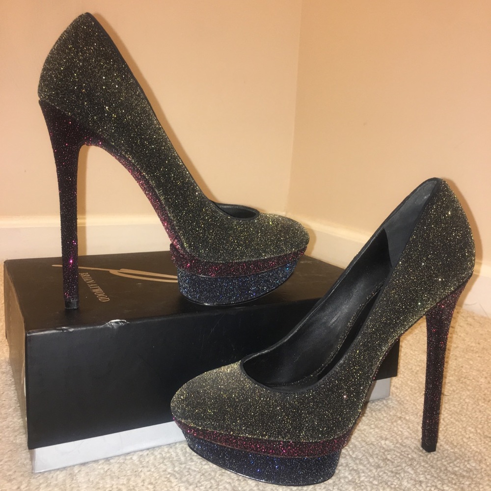 Brian Atwood BFFONTANNE Glitter Pump Brand New